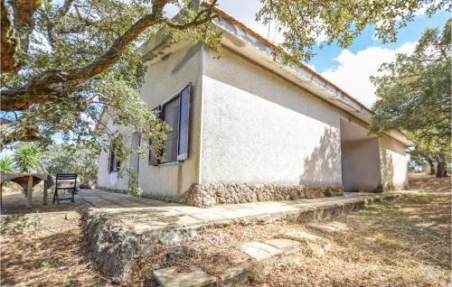 Sedini House | Welcoming Sedini Retreat with Wifi, Pool & Pet Friendly