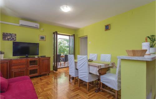 Promina House | Relaxing Home in Sibenik with Pool and Hot Tub Amenities