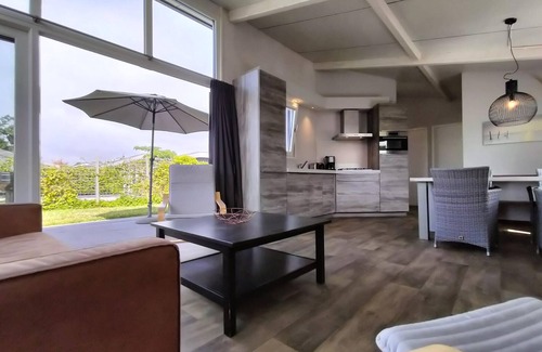 Sint-Annaland House | Cozy 2-Bedroom Retreat with Oceanfront Views in Sint-Annaland