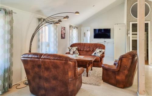 Skaerhamn House | Welcoming Home in Skrhamn with Wifi & Family Friendly Amenities