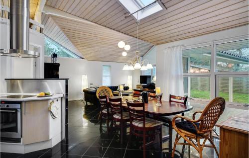 Store Kongsmark House | Inviting Home in Slagelse with Kitchen & Pet-Friendly Perks