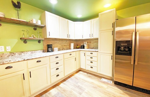 Buchanan County House | Welcoming Home in St. Joseph, MO Near Key Attractions