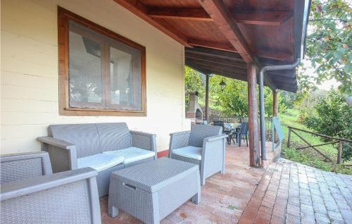 Stella Cilento House | Inviting Home in Stella Cilento with Relaxing Hot Tub