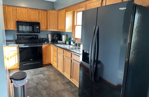 Logan House | Inviting Retreat in Hocking Hills with Hot Tub & Spa