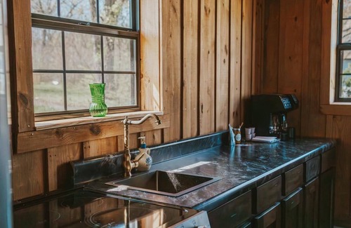 Rising Fawn House | Tranquil Valley Retreat with Scenic Views and Family Amenities