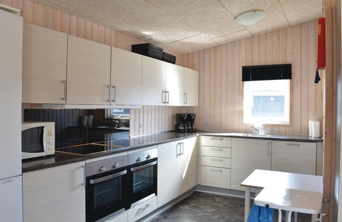 Thyboron House | Relaxing 2-Bedroom Getaway with Oceanfront Views in Thyborøn