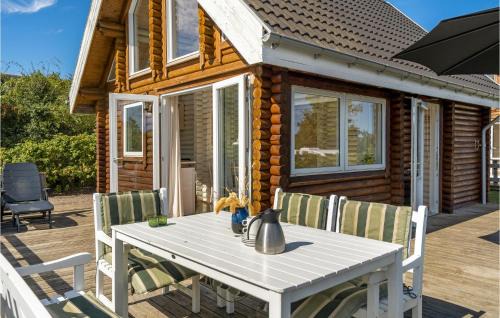 Tranekaer House | Inviting Home in Tranekr with Kitchen and Pool Access