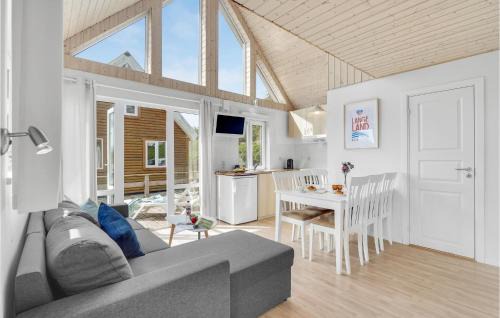 Tranekaer House | Inviting Home in Tranekr with Kitchen and Pool Access