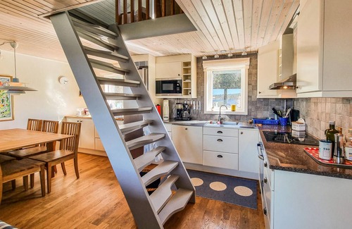 Trollhattan House | Spacious 4-Bedroom Retreat in Trollhättan with Scenic Views