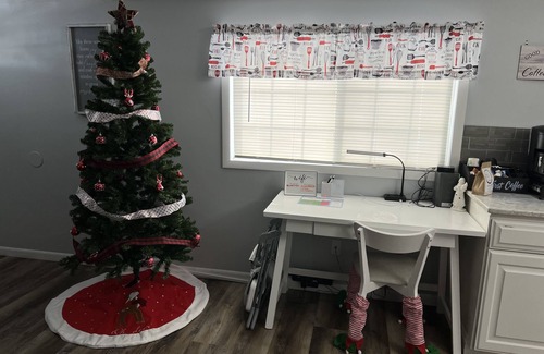 North Platte House | Inviting Home Minutes from I80 with Hot Tub & Breakfast