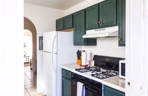 El Paso House | Welcoming Home Ideal for Families in West El Paso