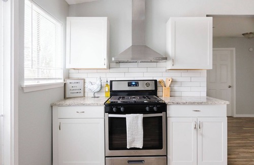 Southside House | Comfortable Retreat Near Randolph AFB and Local Attractions