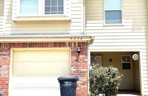 Euless House | Inviting Retreat Near DFW & AT&T Stadium with Kitchen Access
