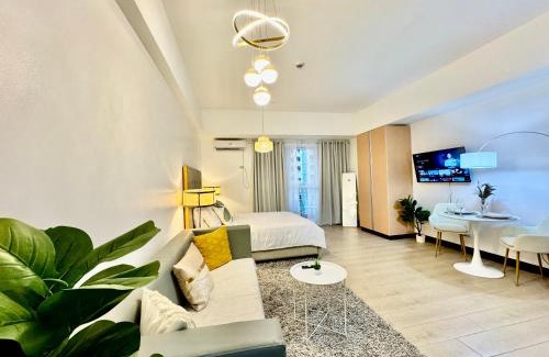 Pinagsama Apartment | Cozy home Near NAIA & BGC