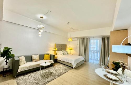 Pinagsama Apartment | Cozy home Near NAIA & BGC