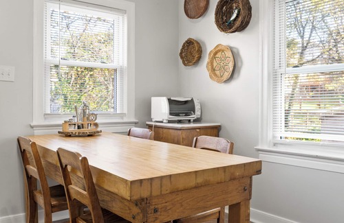Belmont House | Inviting Apartment Steps from Downtown Mall and UVA