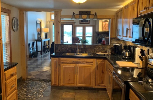 Little Suamico House | Charming Bayfront Retreat with Beach Access and Sunrises