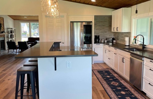 Horseshoe Bend House | Charming Retreat with Scenic Views & Outdoor Adventures