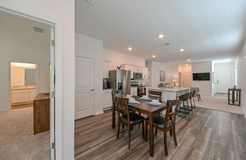 Zephyrhills House | Pet-Friendly Retreat with Pool and Perfect Guest Rating