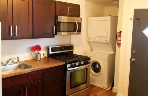 Linden House | Charming Getaway Near NYC with Family-Friendly Amenities