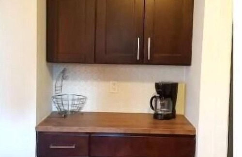 Linden House | Charming Getaway Near NYC with Family-Friendly Amenities
