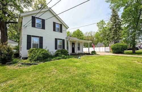 Independence House | Inviting Retreat with Chef's Kitchen Near Cuyahoga Park
