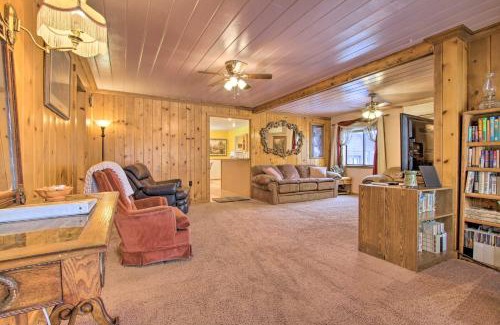 Salmon House | Relaxing Retreat with Hot Tub Near Salmon River