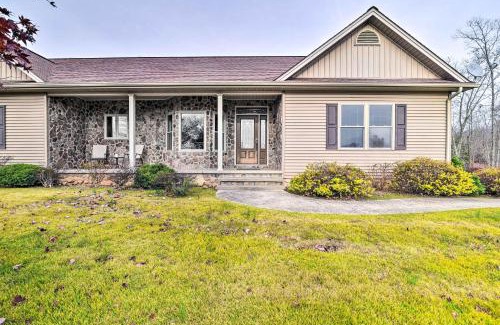 Burkesville House | Inviting Home with Patio, 2 Mi to Dale Hollow Lake!