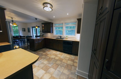 Kentville House | Tranquil Retreat with Spa and Hot Tub in Annapolis Valley