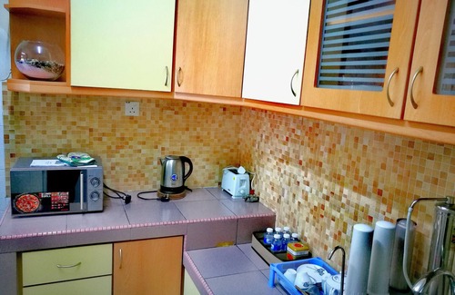 Bandar Tun Razak Apartment | Inviting Homestay in Bukit Jalil with Kitchen Access