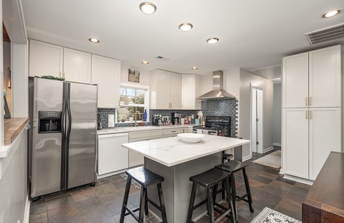 Waxhaw House | Delightful Hometown Retreat with Spa & Pet-Friendly Perks