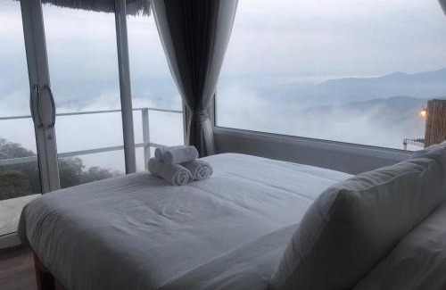 Chiang Rai Province Hotel | Inviting Stay at Homey Doichang with Hot Tub & Breakfast