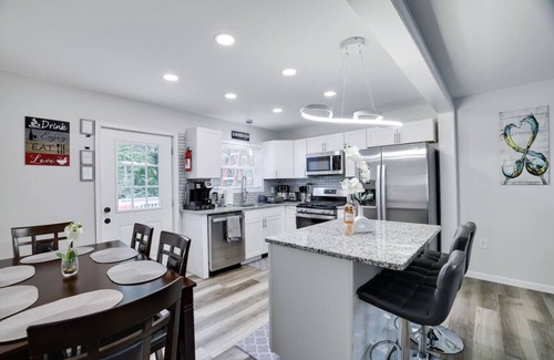 Tobyhanna House | Relaxing Poconos Retreat with Hot Tub & Top Attractions
