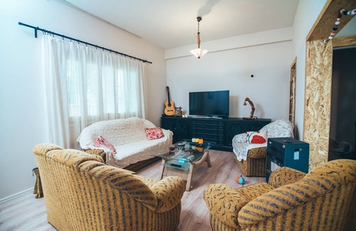 Yenisehir Apartment | Inviting Nicosia Apartment with Pet-Friendly Amenities