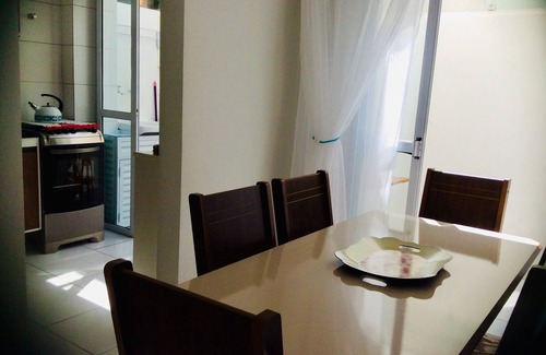Parque Enseada House | Cozy Townhouse in Condominium, 15 Min Walk to Beach