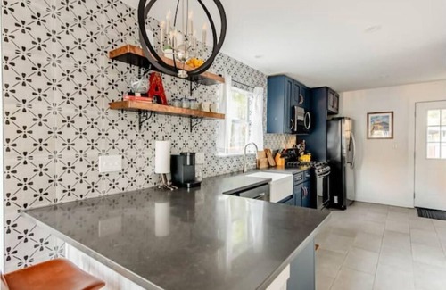 Chestnut House | Charming Home with Spacious Backyard and Fast Wi-Fi