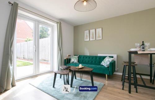 Colchester House | Charming House in Colchester with Family-Friendly Amenities