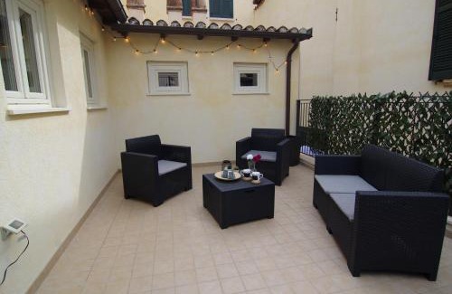 L'Aquila Apartment | Charming House with Private Courtyard in Historic AQ