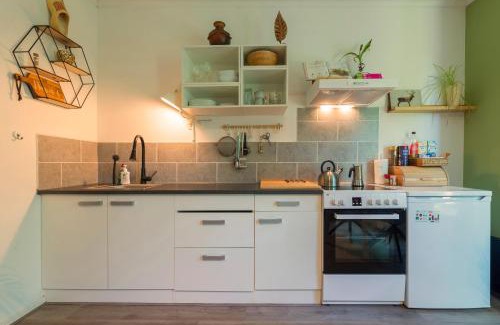Municipality of Nijmegen Apartment | Inviting House with Kitchen & Bathroom – Guest Rated 9.5