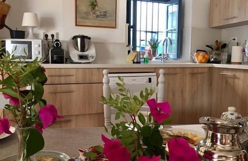 Zufre Cottage | Inviting House for 8/9 with Pool & Spa in Zufre