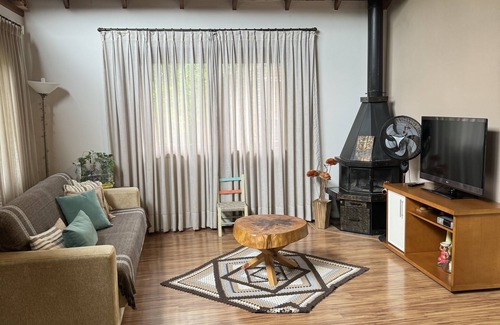 Canela House | Welcoming Canela House: High-Speed Internet & Family-Friendly