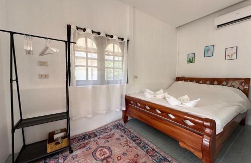 Chaloklum House | Chaloklum Retreat: Pet-Friendly with Private Beach Access