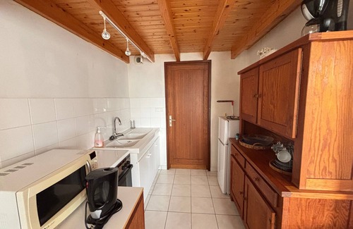 Saint-Mathurin Apartment | Cozy Villa Saint-Mathurin Studio for Two with Spa Access