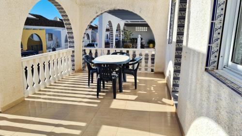 Mazarron House | Cozy 2-Bedroom House with City View and Terrace in Mazarron