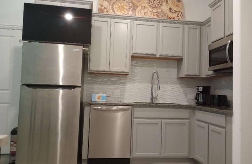 Richmond House | Inviting House in Richmond with Pool & Pet-Friendly Perks