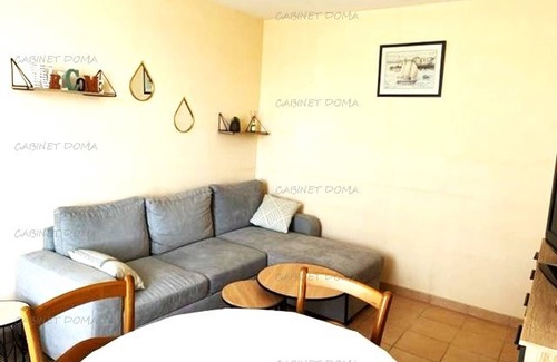 Ruoms House | Cozy house in Ruoms with terrace and pets allowed