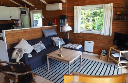 Rødhus Cottage | Inviting Beachside Retreat with Pool and Ocean Views