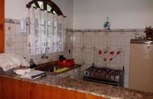 Nova Friburgo House | Inviting Mountain Retreat: Pet-Friendly Getaway Awaits