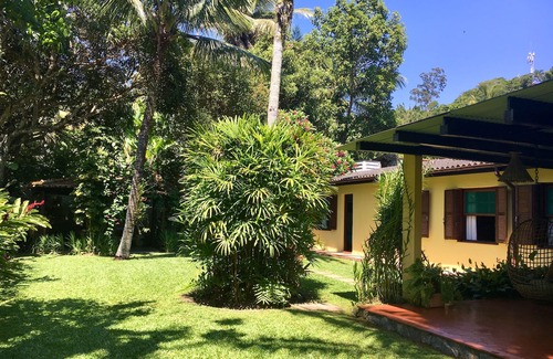 Praia das Cigarras House | Beachside Retreat with Terrace and Barbecue, Rated 9.6/10