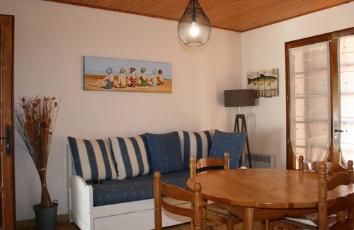 La Tranche-sur-Mer House | Oceanfront Villa La Tranche-sur-Mer: 2 Bedrooms & Spa